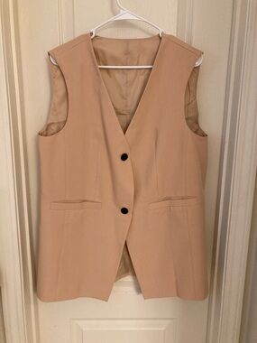 Tailored Sleeveless Blazer Vest - Beige
